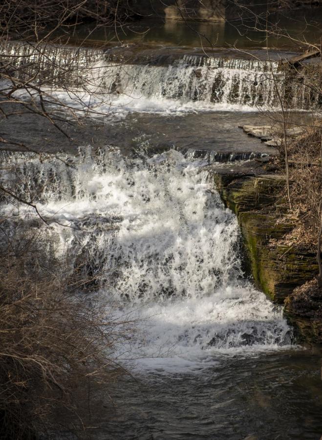 The Overlook At Falls * Burdett